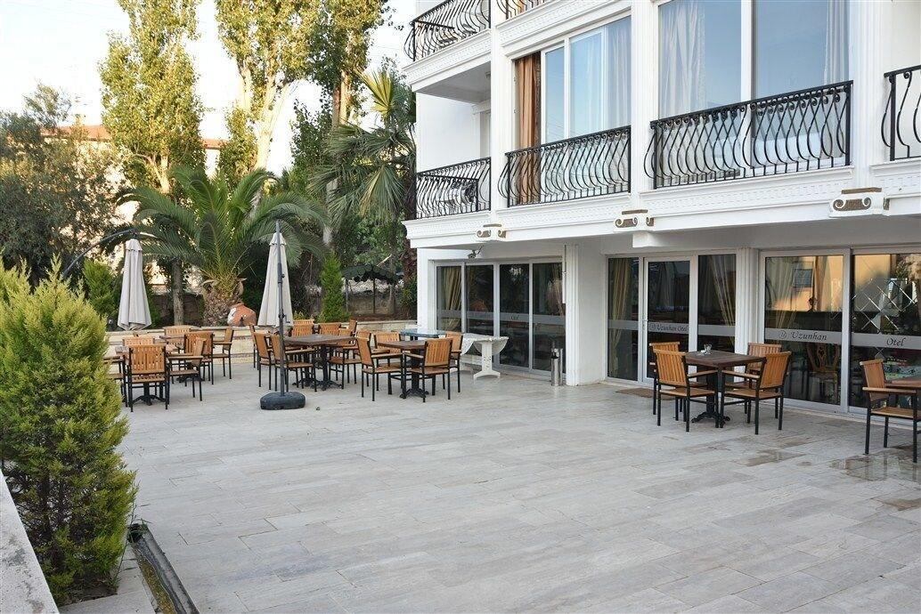 Uzunhan Hotel Ayvalik Exterior photo